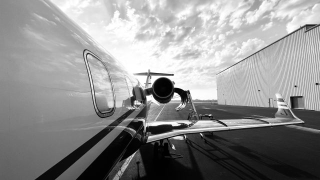 Learjet 60 (N711SE)