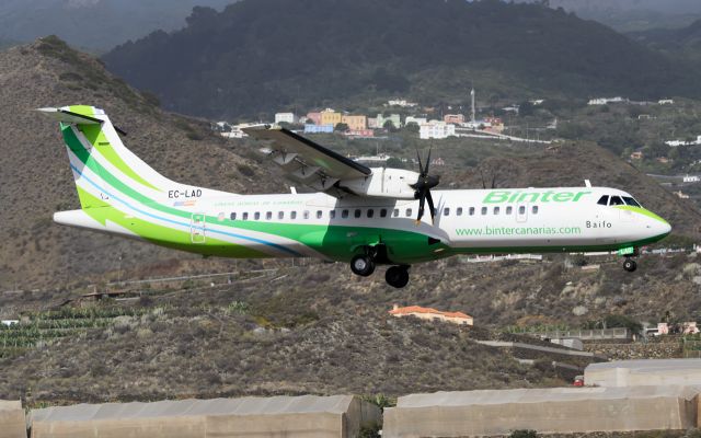 Aerospatiale ATR-72-500 (EC-LAD)