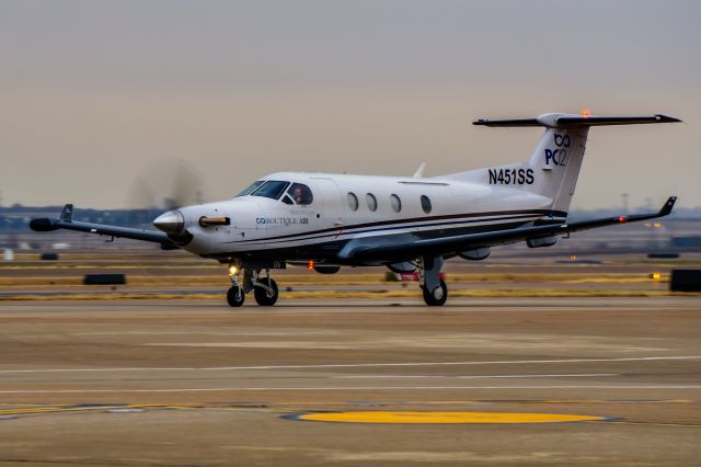 Pilatus PC-12 (N451SS)