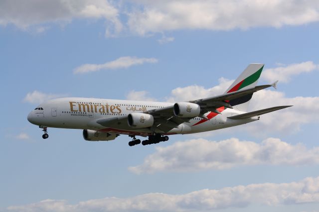 Airbus A380-800 (A6-EDA) - Landing Lester B.Pearson Intl Airport