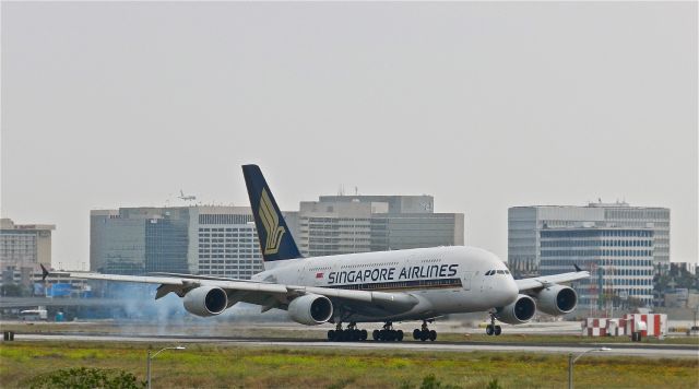 Airbus A380-800 (9V-SKC)