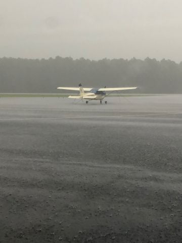 Cessna Skyhawk (N6400V) - Waiting for the weather KAQX to pass