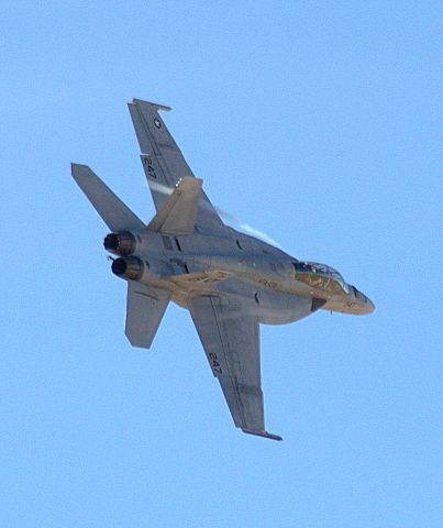 McDonnell Douglas FA-18 Hornet (16-6467)