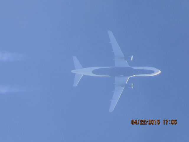 Airbus A320 (N327NW)