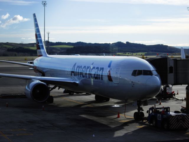 BOEING 767-300 (N346AN)