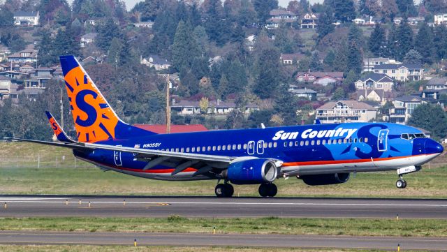 Boeing 737-800 (N805SY) - Spotted at KPDX on 10-28-20