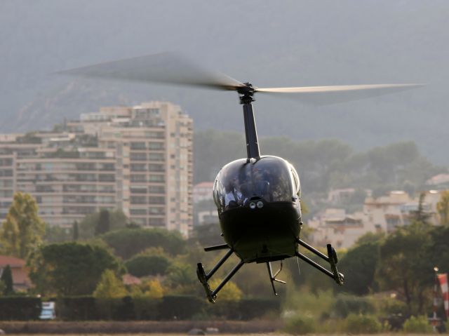 F-HNEO —