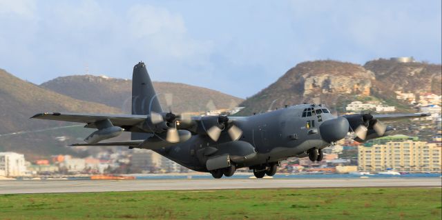 Lockheed C-130 Hercules — - American airforce 1699 departing TNCM St Maarten.