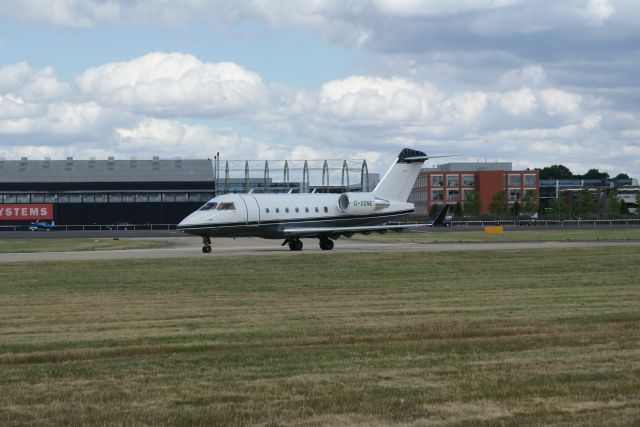 Canadair Challenger (G-XONE)