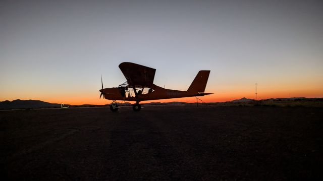 AEROPRAKT A-32 Vixxen (N74GF) - Sunrise on the desert. Readying my Aerporakt A32 for a day of flying Young Eagles.