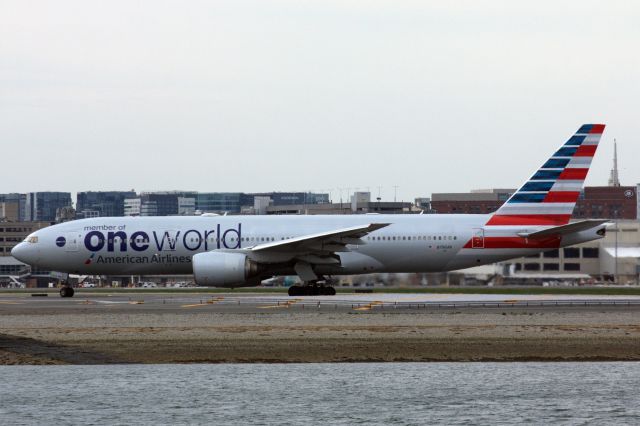 Boeing 777-200 (N796AN)