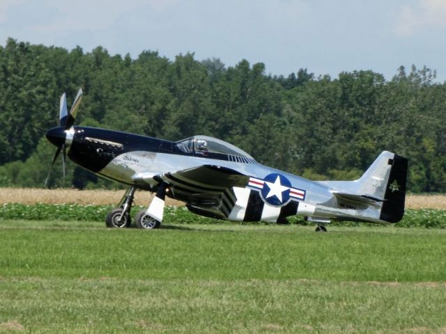 North American P-51 Mustang (N51HY)