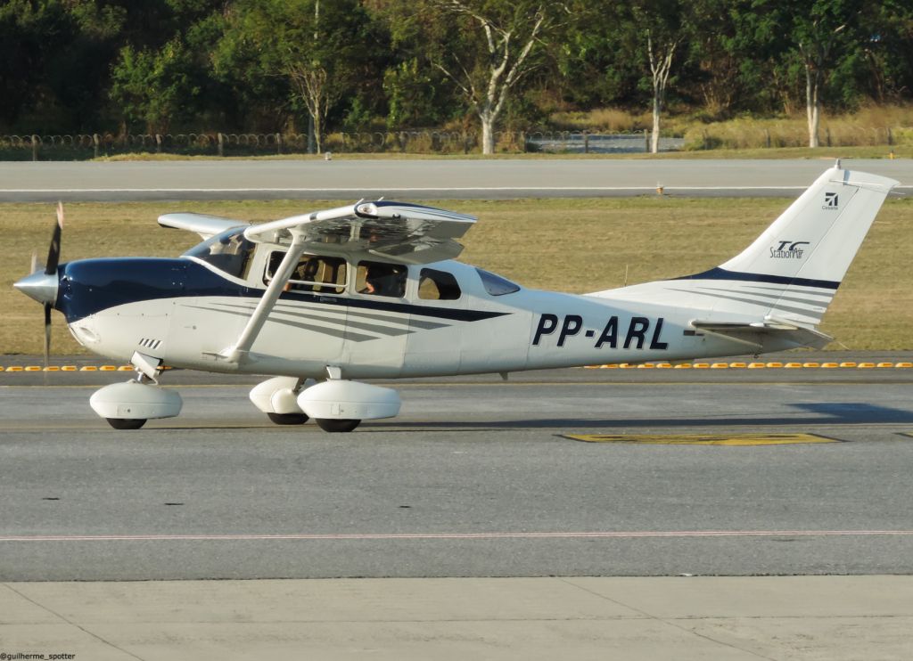 Cessna 206 Stationair (PP-ARL)