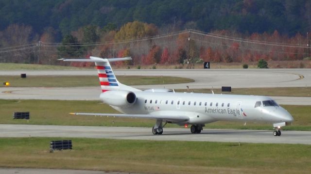 Embraer ERJ-145 (N615AE) - The first new livery American Eagle EMB-145 I have been able to get a decent photo of.   These didnt come much into RDU until June of 2015.  Photo taken November 29, 2015.   