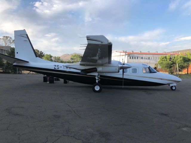 Gulfstream Aerospace Jetprop Commander (ZS-TWZ) - Photo posted with permission from the owner. An early Saturday morning flight from Queenstown to Lansaria, Johannesburg. A nice 695A TURBO COMMANDER JETPROP 1000