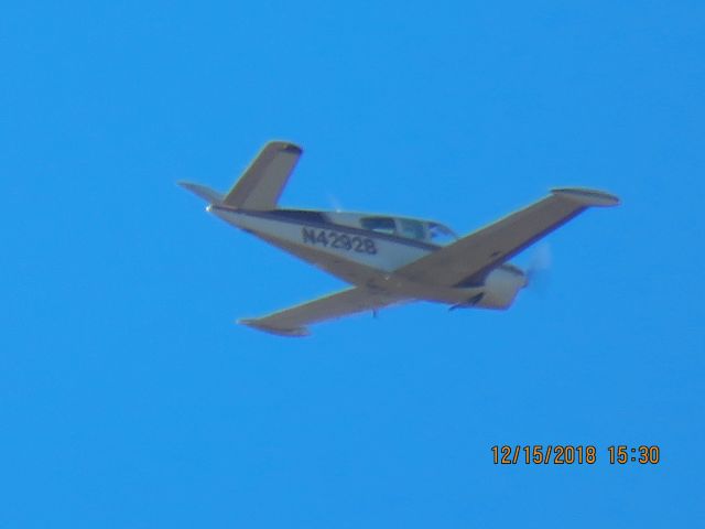 Beechcraft 35 Bonanza (N4292B)