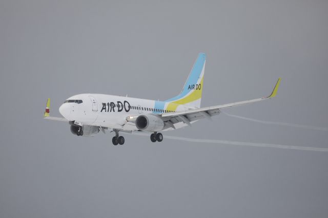 Boeing 737-700 (JA15AN) - 07 March 2017:HND-HKD.