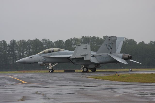 — — - TUSCALOOSA AIR SHOW 2009