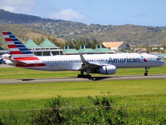 Boeing 757-200 (N173AN)