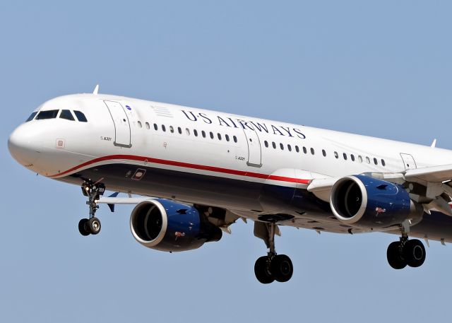Airbus A321 (N189UW)