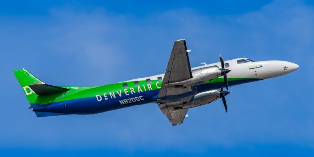 Fairchild Dornier SA-227DC Metro (N820DC) - A Denver Air Connection Metroliner taking off from PHX on 2/3/23. Taken with a Canon R7 and Tamron 70-200 G2 lens.