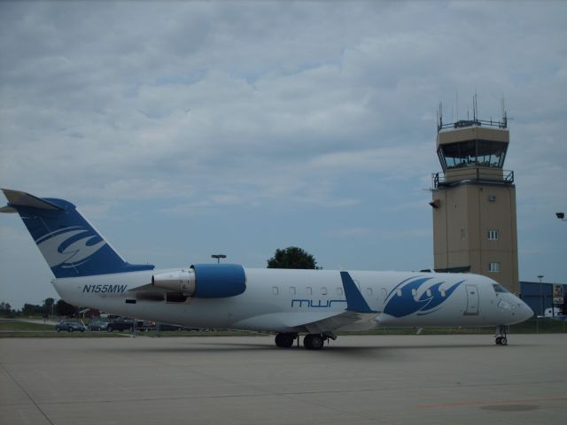 Canadair Regional Jet CRJ-200 (N155MW)