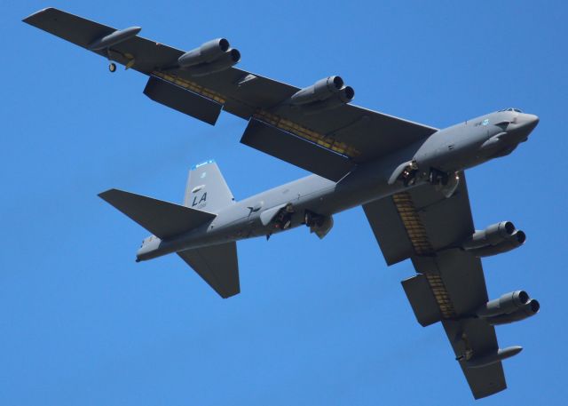 Boeing B-52 Stratofortress (61-0016) - Landing gear rotating down at Barksdale Air Force Base.