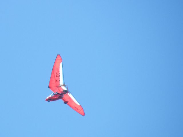 EI-EOI — - EI-EOI MICROLIGHT ARRIVING SPANISH POINT CO CLARE JUNE 11 2011