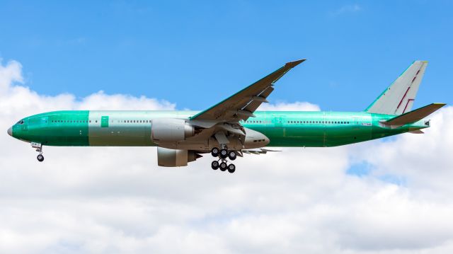 BOEING 777-300 (A7-BEW) - A7-BEW coming into KPDX from KPAE as BOE 852 heavy to be painted for Qatar.