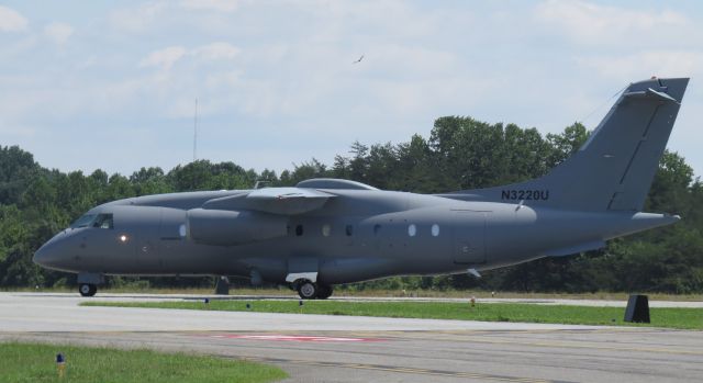 Fairchild Dornier 328JET (N3220U)