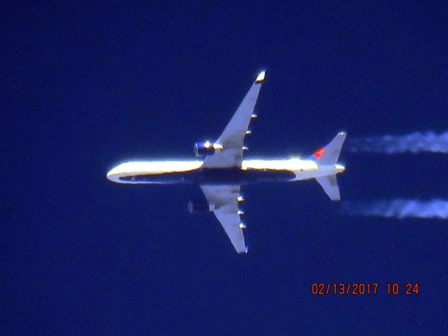 Boeing 757-200 (N702TW)