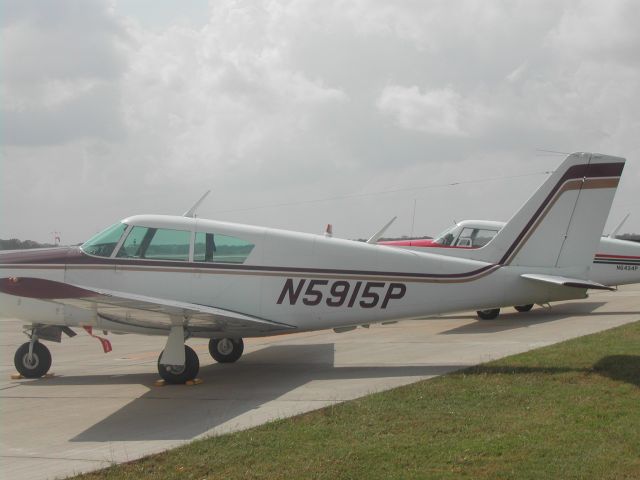 Piper PA-24 Comanche (N5915P)