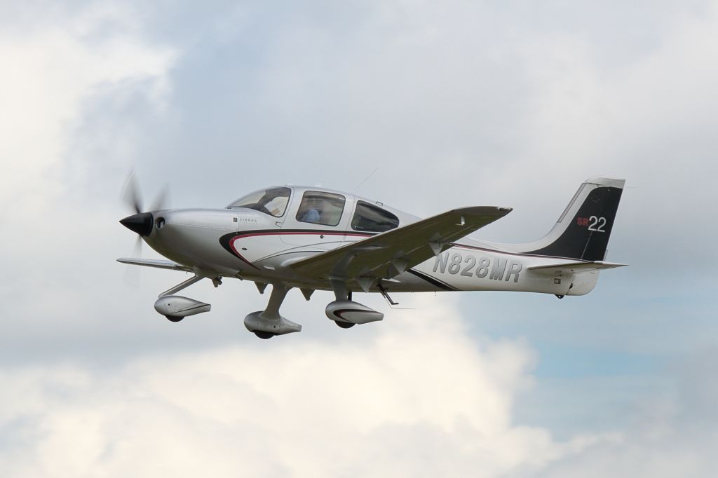 Cirrus SR-22 (N828MR) - Departing Runway 26 at KBTP