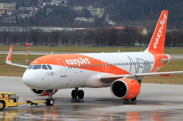 Airbus A320neo (G-UZHC)