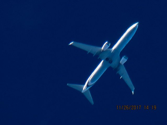 Boeing 737-900 (N407AS)