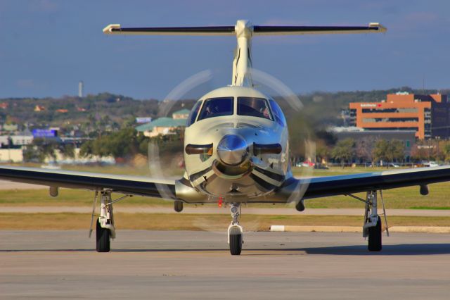 Pilatus PC-12 (N629SR)