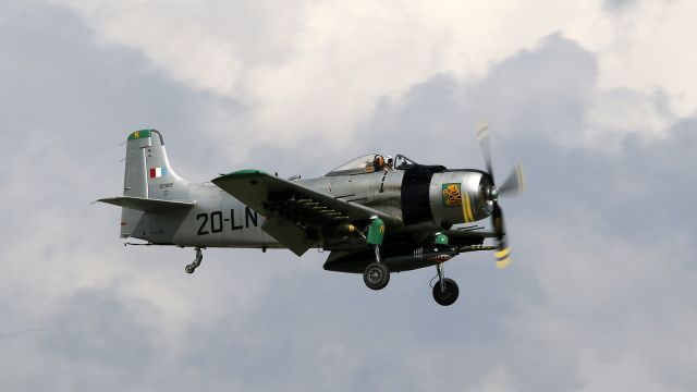 F-AZHK — - Le Skyraider AD-4N F-AZHK 