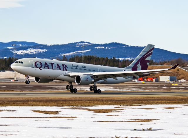 Airbus A330-200 (A7-ACG)