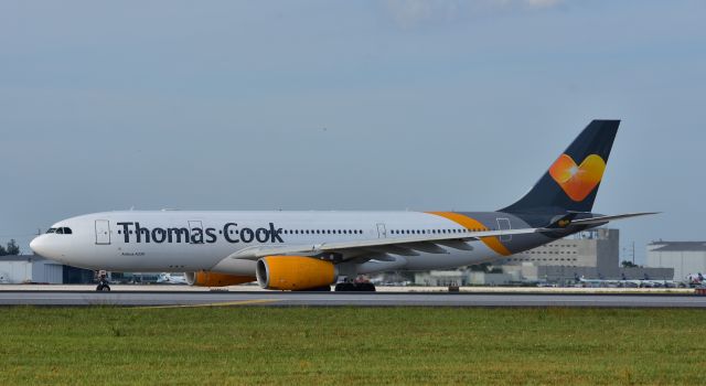 Airbus A330-300 (G-TCXB) - THOMAS COOK