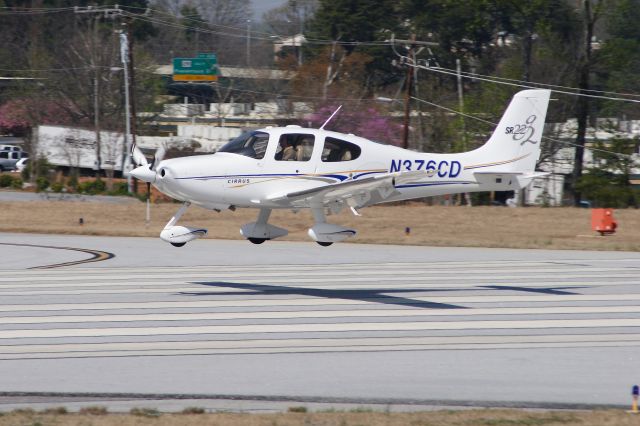 Cirrus SR-22 (N376CD)