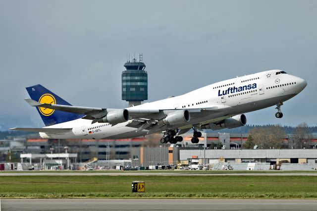 Boeing 747-400 (D-ABTL)