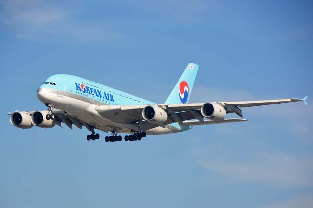 Airbus A380-800 (HL7611) - Korean Air Airbus A380-861 HL7611 first flew as F-WWAT on November 16, 2010. Its construction number is 35. It was delivered to Korean Air on May 31, 2011. 