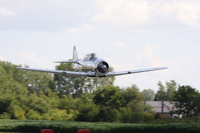 N3172G — - Taken by Chris Padilla at the Mt. Hawley Airport Open House in Peoria, IL.br /a rel=nofollow href=http://www.cisportsphotos.com/mt_hawley_072509http://www.cisportsphotos.com/mt_hawley_072509/a