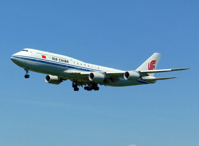 BOEING 747-8 (B-2479)