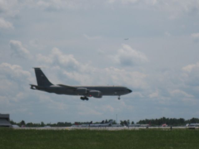 Boeing C-135B Stratolifter (AIRFORCE) - One of two C135s doing touch-and-goes in Bangor. The other one can be seen on downwind above the nose of this aircraft.