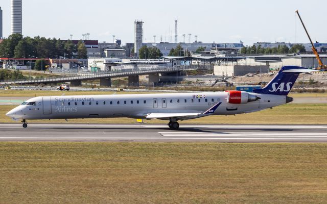 Canadair Regional Jet CRJ-900 (EI-FPD)