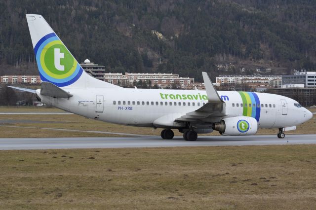 Boeing 737-700 (PH-XRB)