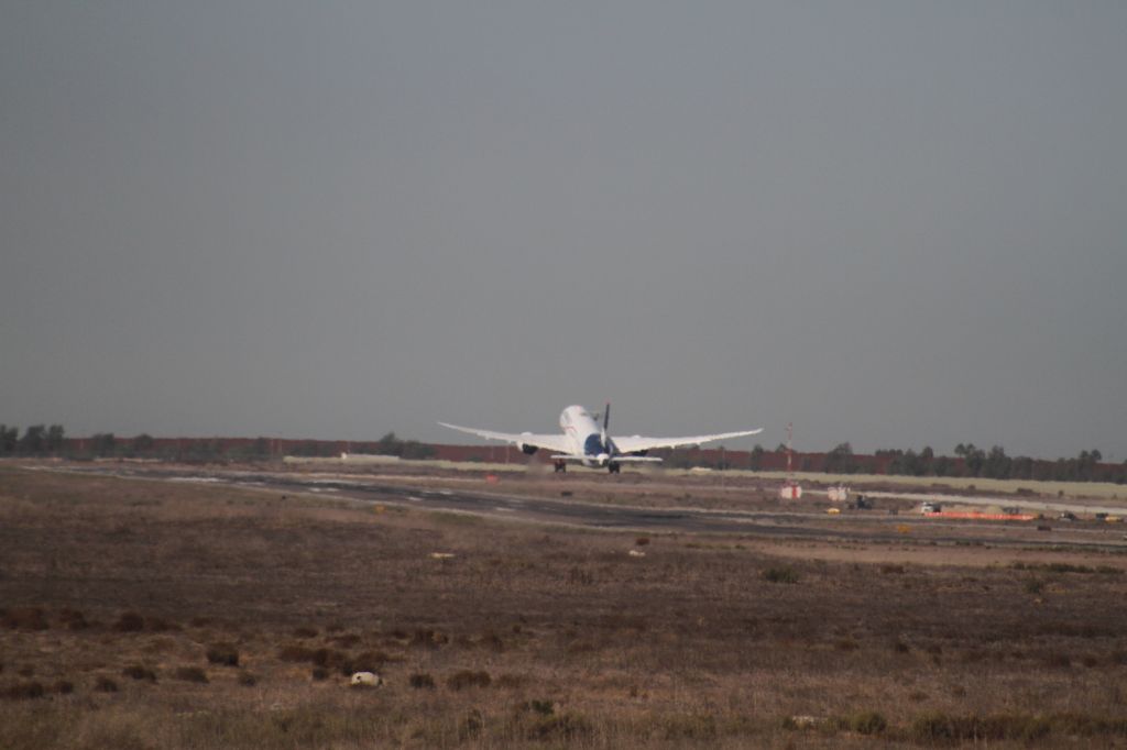 Boeing 787-8 (N782AM) - DEPARTURE FROM 27 MMTJ
