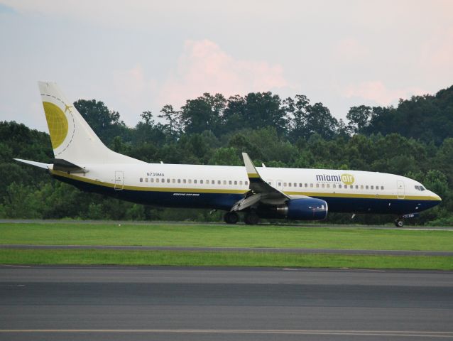 Boeing 737-800 (N739MA) - Returning from the Brickyard 400 at KJQF - 7/28/13