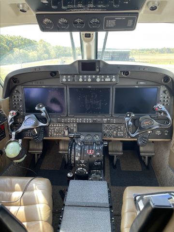 Beechcraft Super King Air 200 (N786HC)